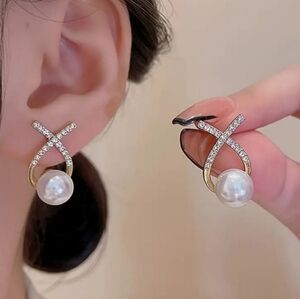 Rhinestone‎ Pearl Earrings Silver